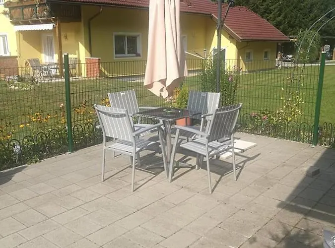 Ein Schoener Panorama Blick Апартаменты *